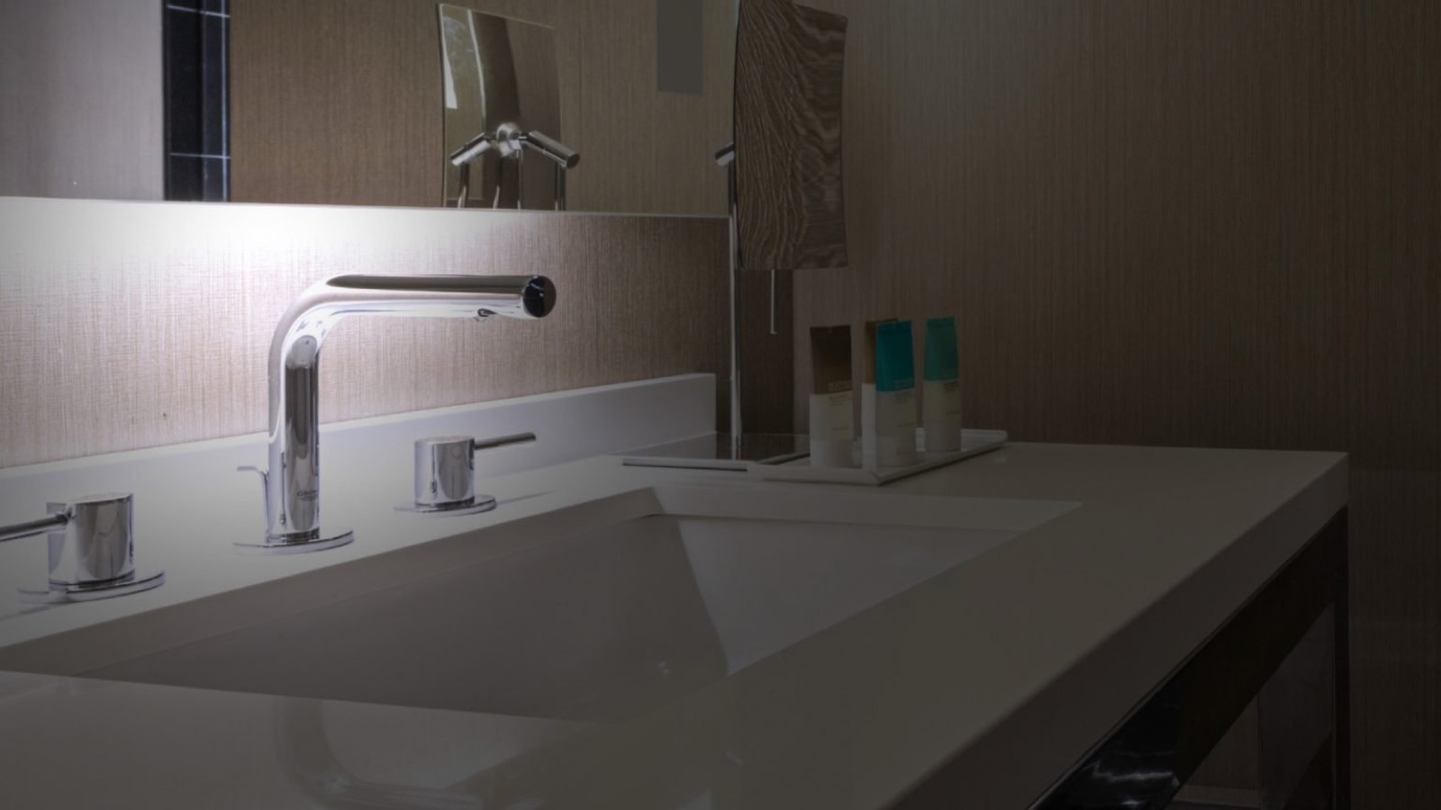 Séura mirror night light